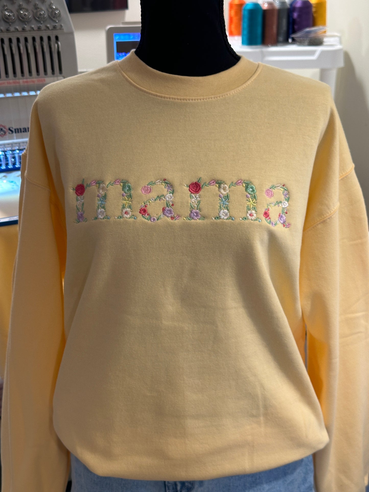Floral "mama" Crew - Embroidered Gildan Crewneck